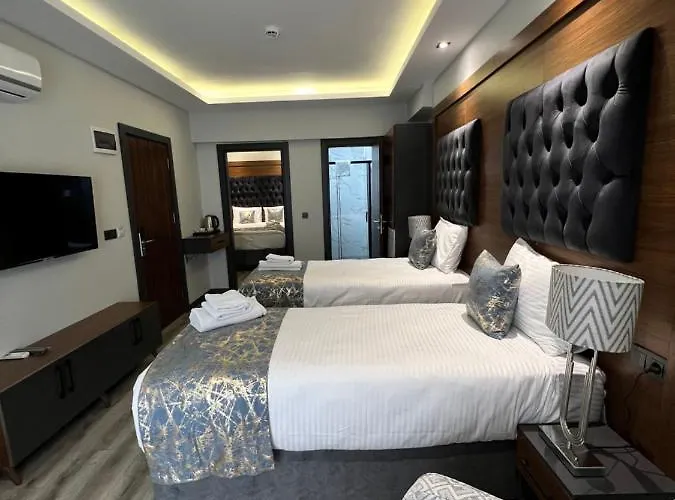 Golden Stoneluxe Hotel