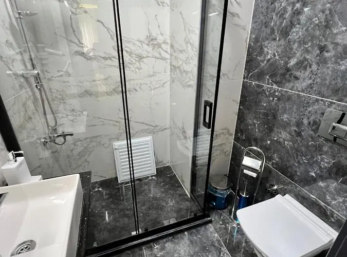 Golden Stoneluxe Hotel