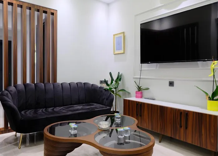 Golden Stoneluxe Hotel