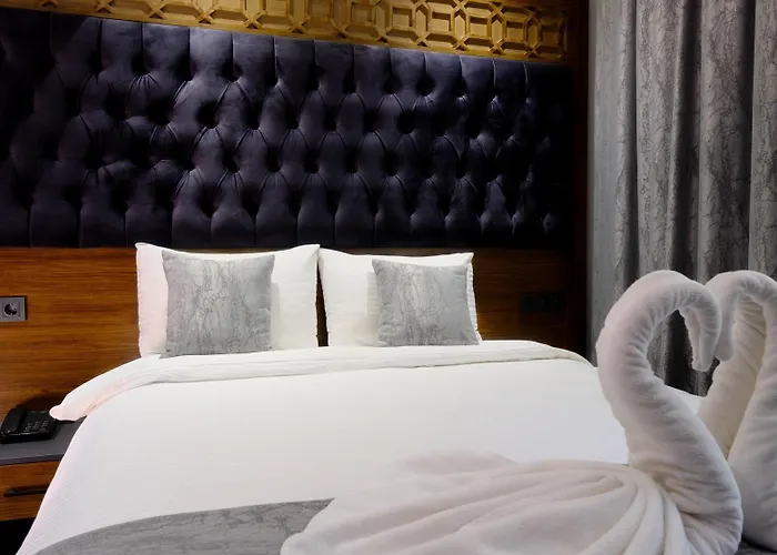 Hotel Golden Stoneluxe 3*