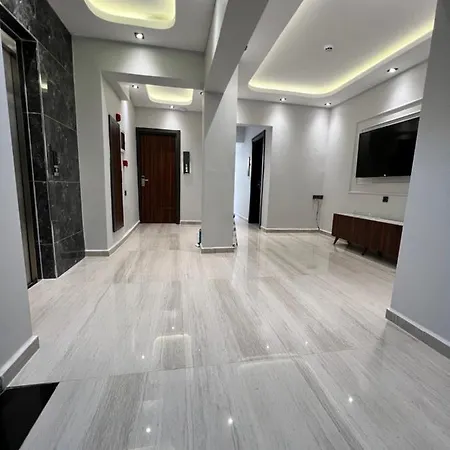 Golden Stoneluxe فندق 3*