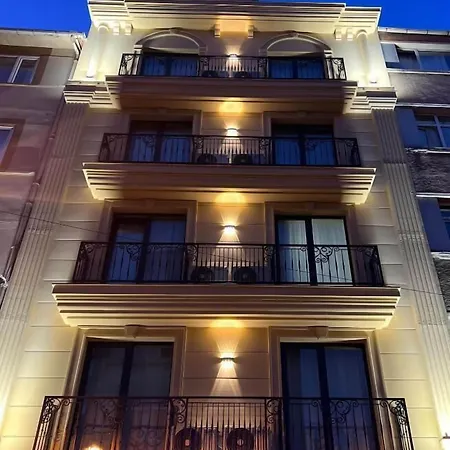 Golden Stoneluxe Hotel 3*